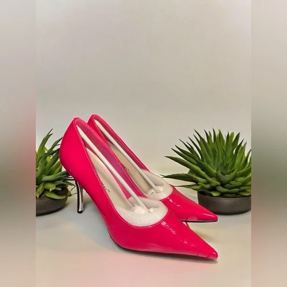 Pierre Dumas Pink Pointy Toe Stilettos NIB - Picture 1 of 7